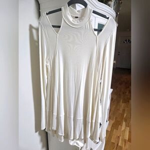 Elegant White Women's Top